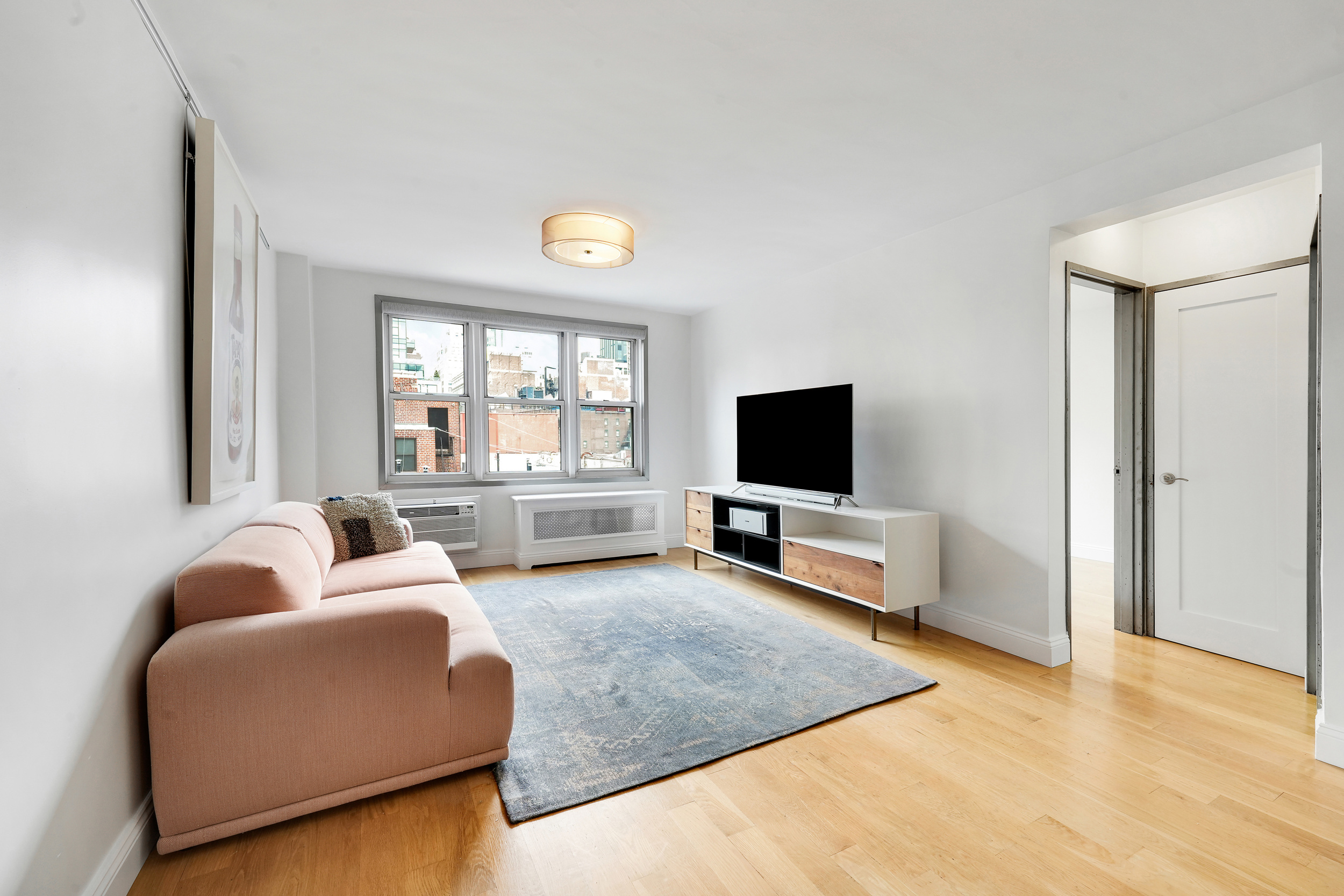 160 East 27th Street, Unit 8F Manhattan, NY 10016 - Photo 2 of 11
