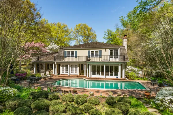 $2,400,000 | 11304 Skipwith Lane, Potomac, MD 20854