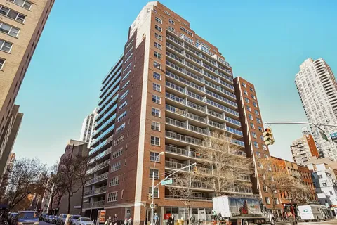 $499,000 | 363 East 76th Street, Unit 6E | Lenox Hill