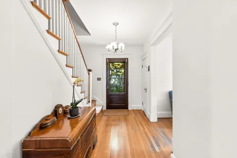 $625,000 | 322 St Dunstans Road, Baltimore, MD 21212