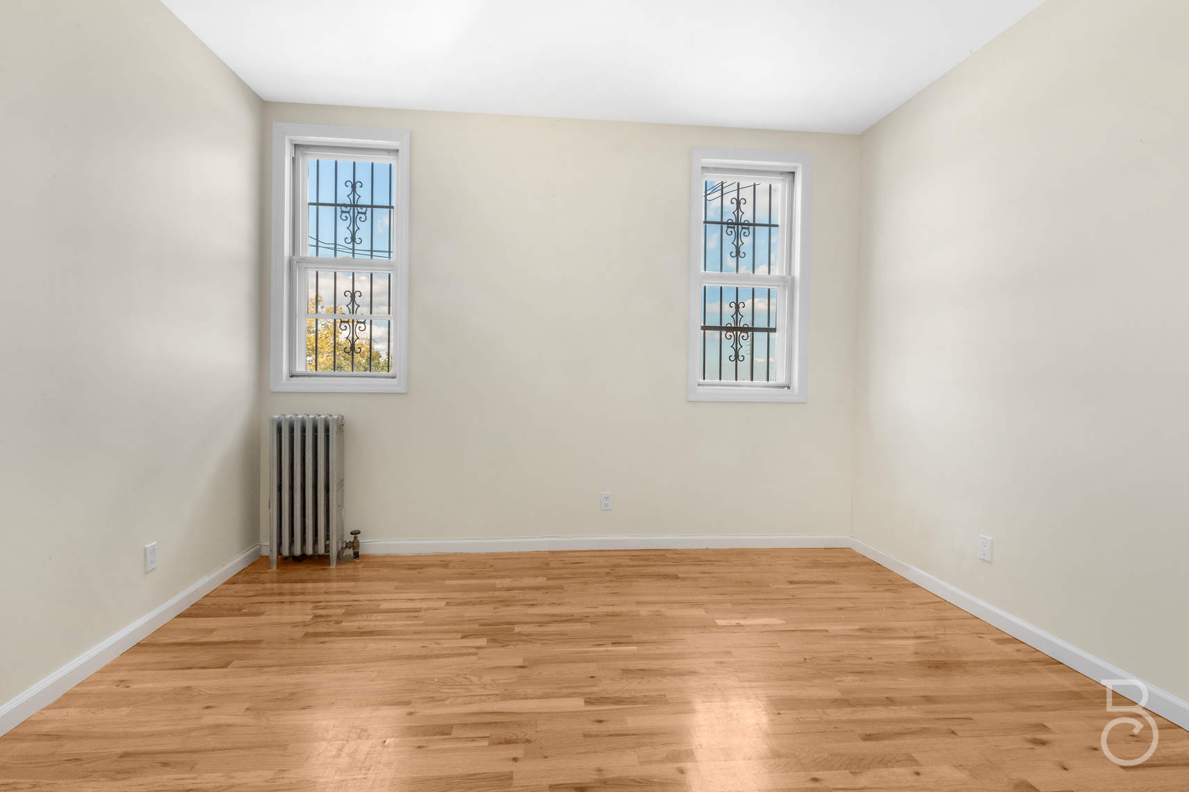 20-12 29th Street Queens, NY 11105 - Photo 12 of 18