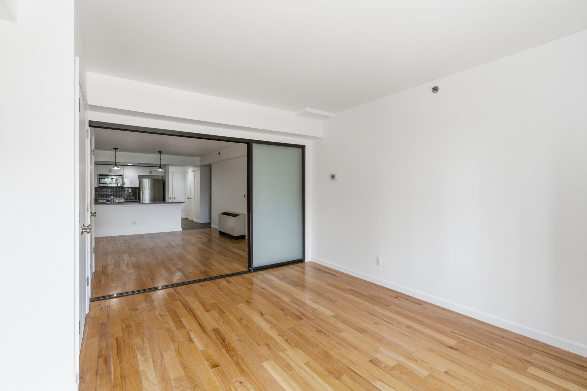 189 Avenue C, Unit 6C Manhattan, NY 10009 - Photo 5 of 11 Gallery Image 5