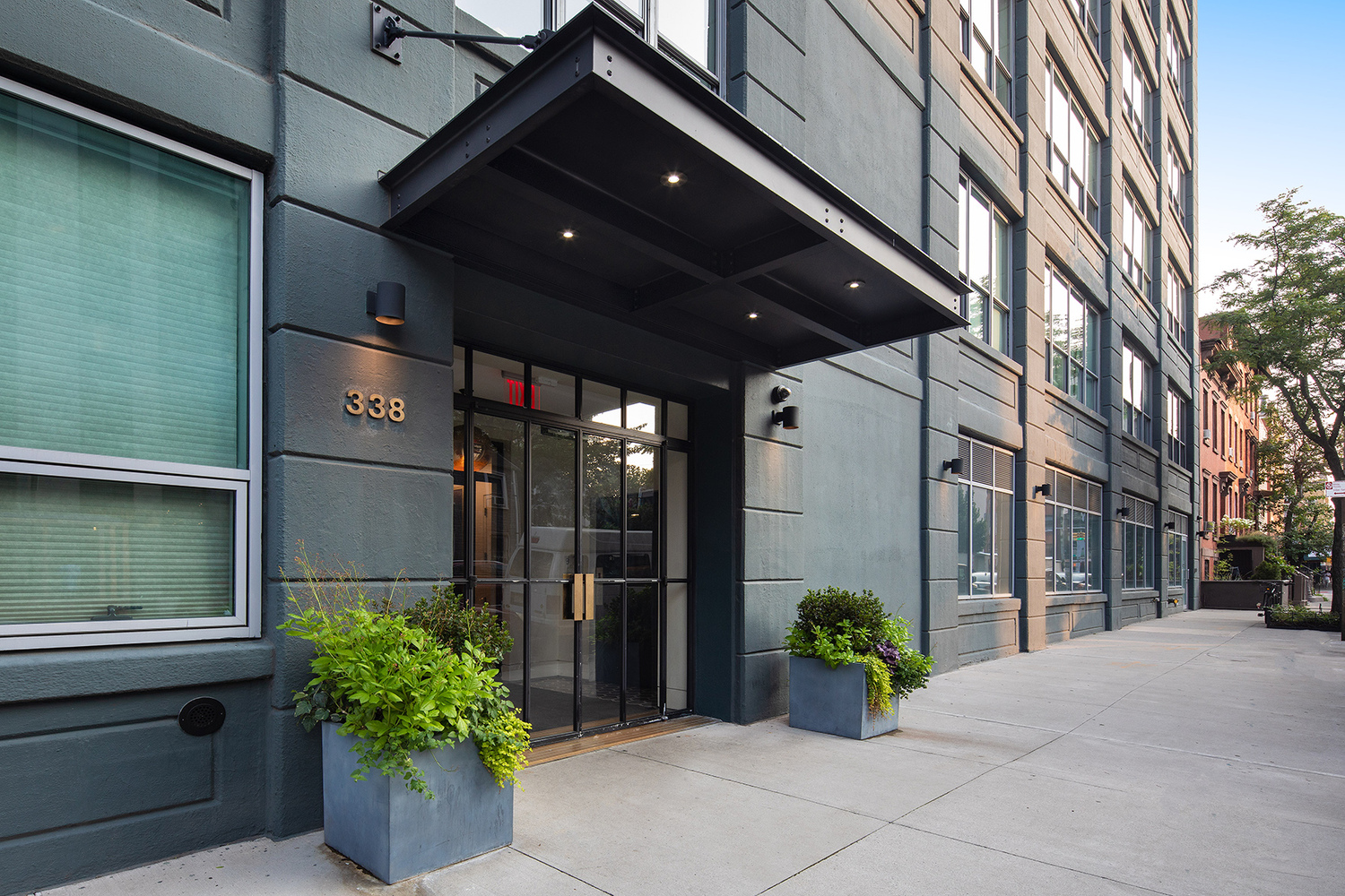 338 Berry Street, Unit 2E Brooklyn, NY 11249 - Photo 13 of 16