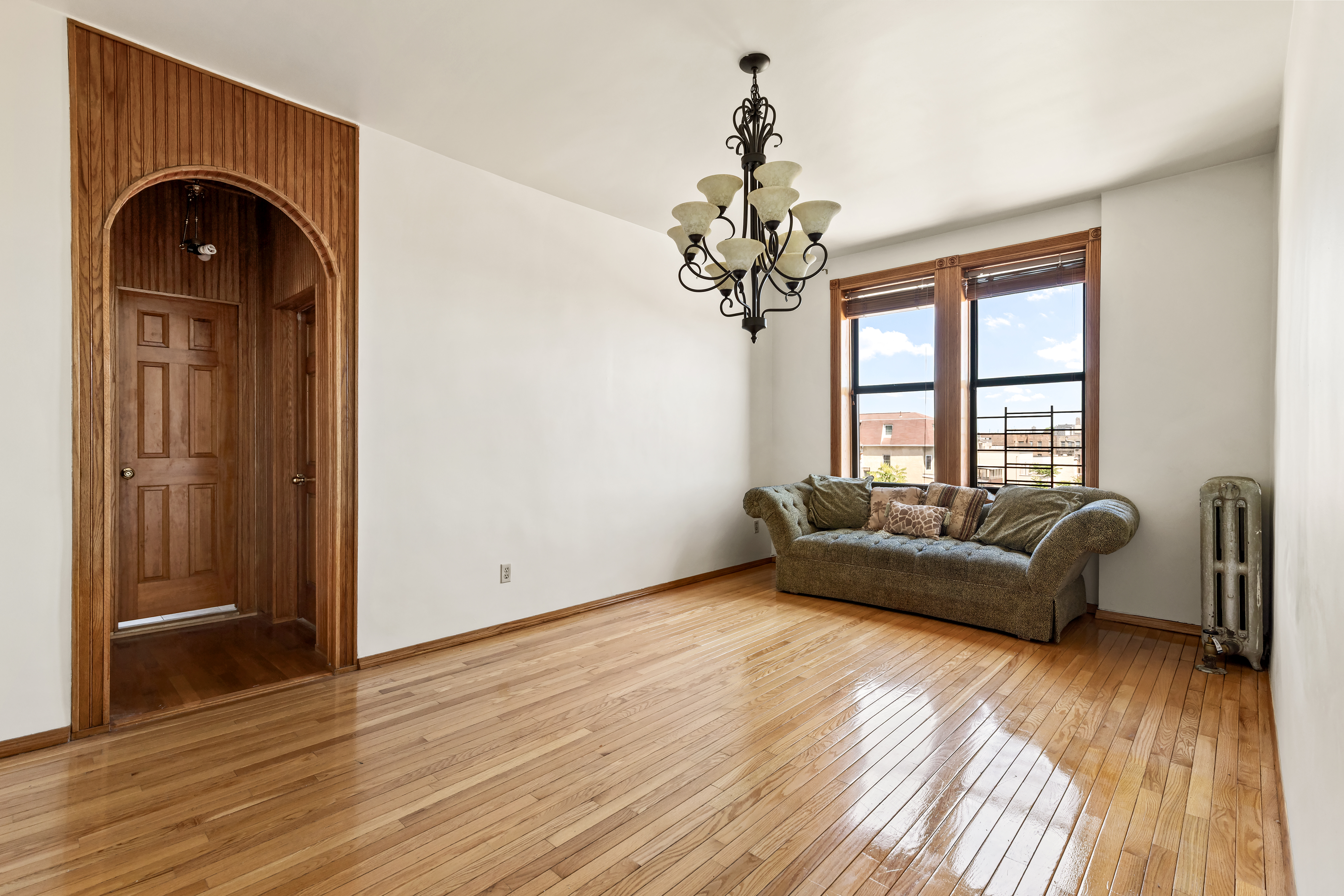421 Crown Street, Unit 16R Brooklyn, NY 11225 - Photo 1 of 12