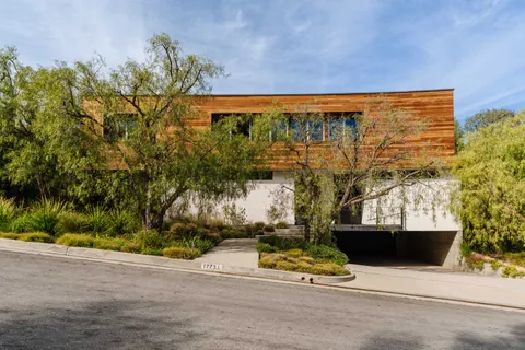 $11,495,000 | 17731 Calle De Palermo, Pacific Palisades, CA 90272