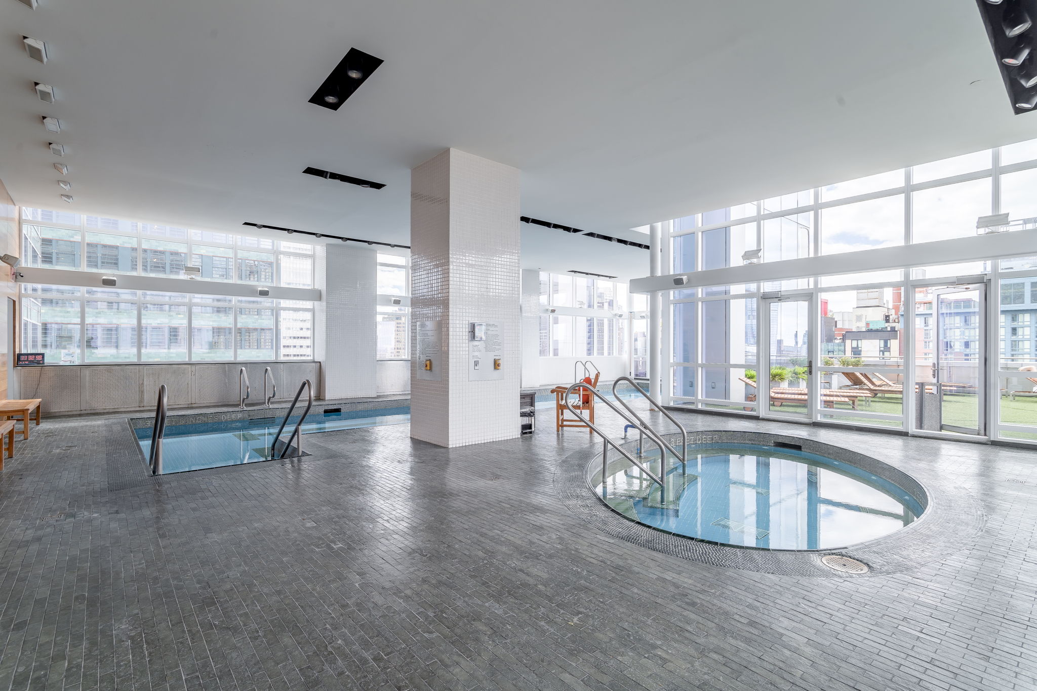 350 West 42nd Street, Unit 37D Manhattan, NY 10036 - Photo 15 of 20 Gallery Image 15