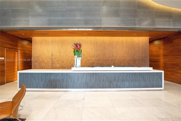 $5,799,900 | 88 Southwest 7th Street, Unit PH4303, Miami, FL 33130