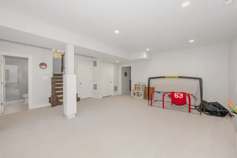 $1,800,000 | 10008 Dickens Avenue, Bethesda, MD 20814