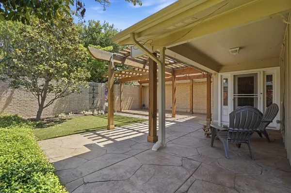 $425,000 | 11411 Park Central Place, Dallas, TX 75230