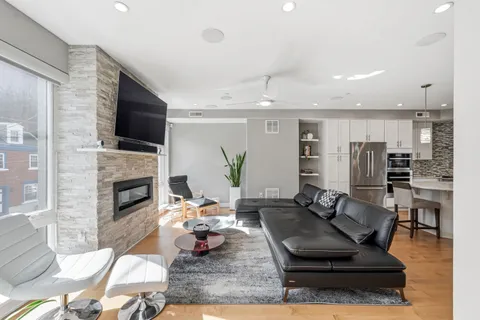 $1,150,000 | 604 North 4th Street, Philadelphia, PA 19123