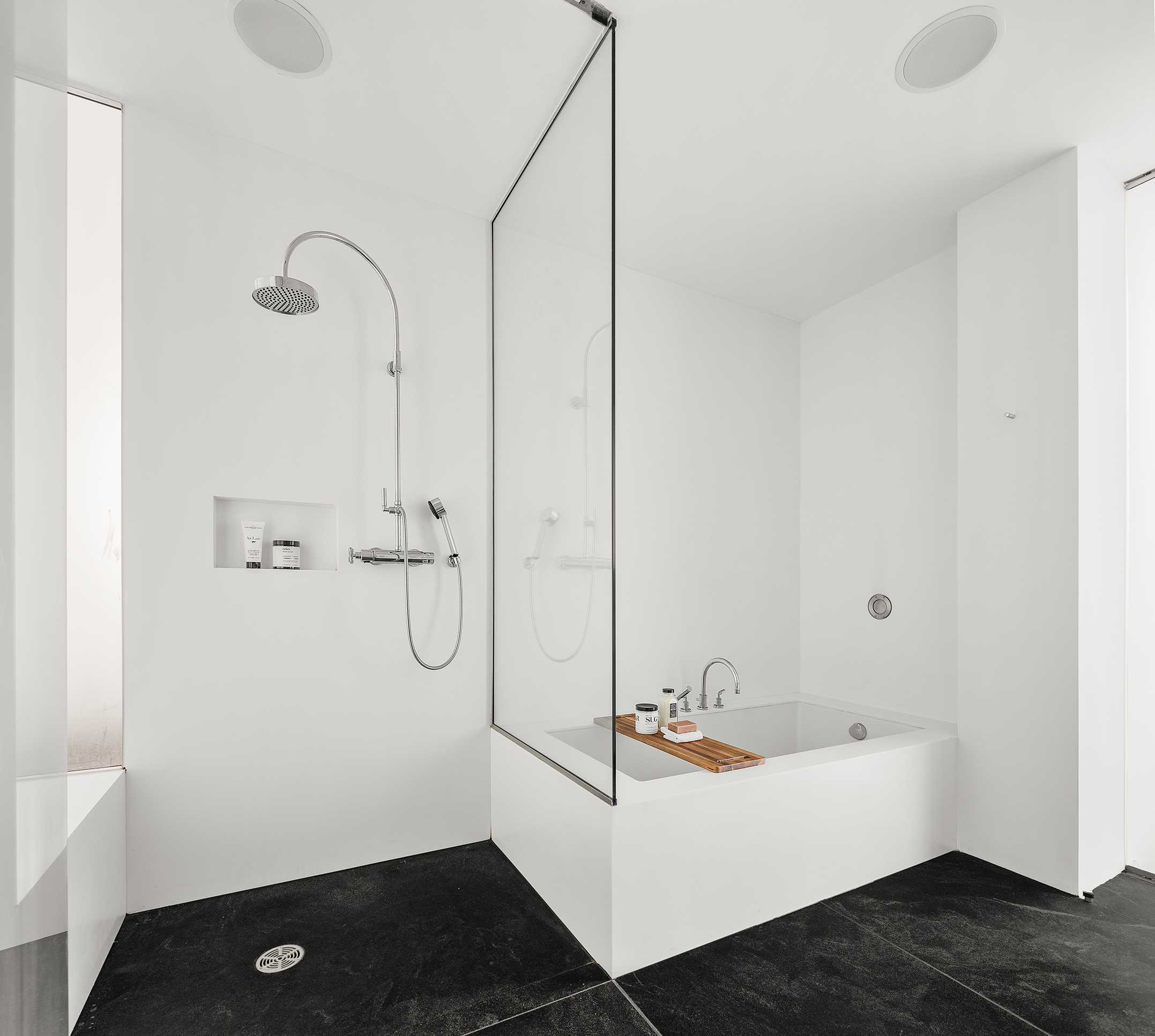 165 Charles Street, Unit 21 Manhattan, NY 10014 - Photo 10 of 17