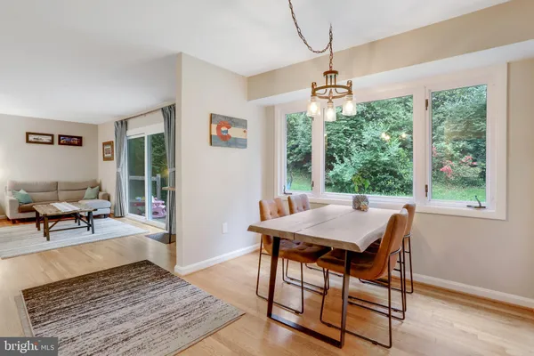 $4,175 | 8805 Menard Court, Alexandria, VA 22309