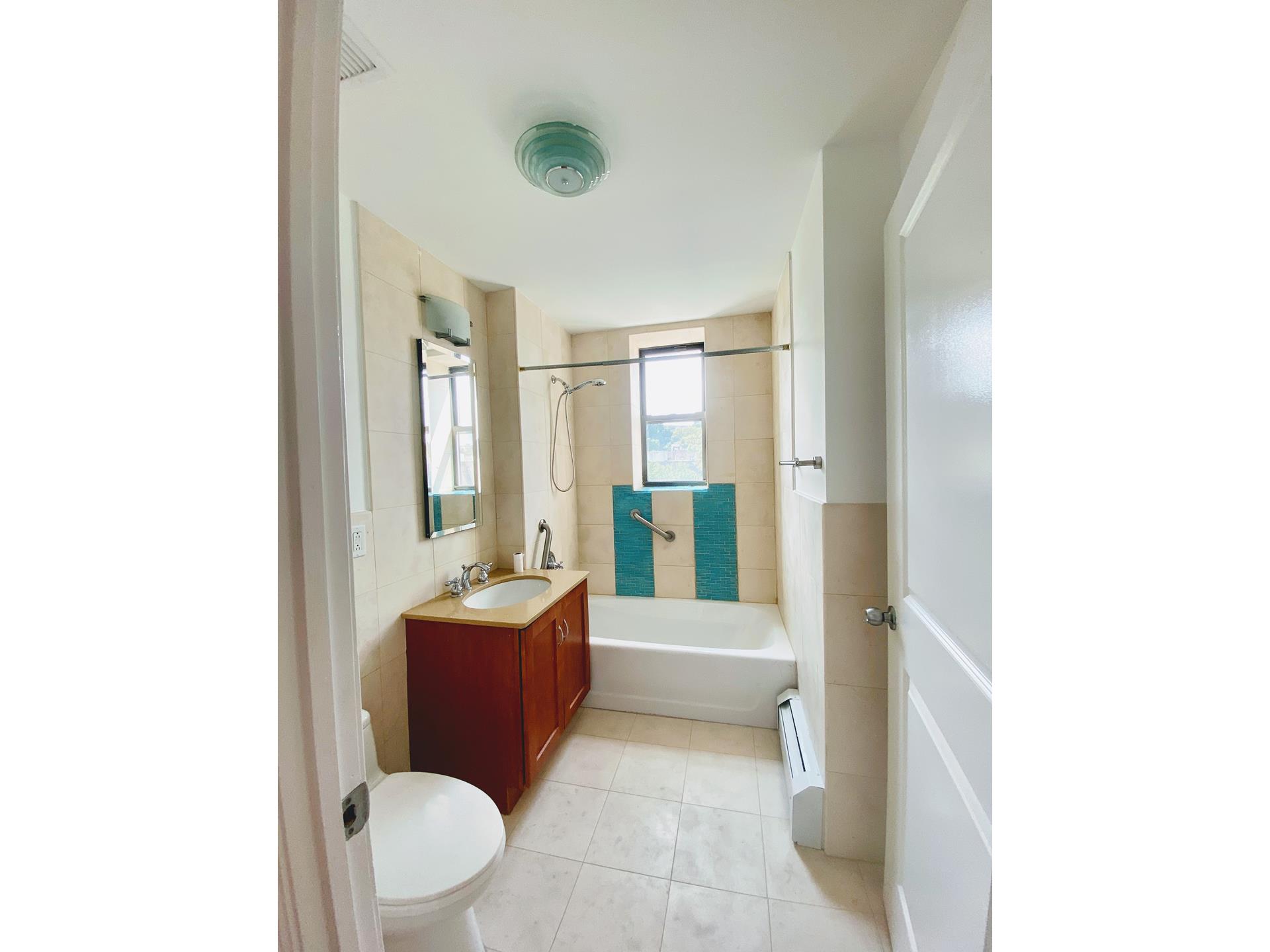 2601 Frederick Douglass Boulevard, Unit PH1 Manhattan, NY 10030 - Photo 4 of 26