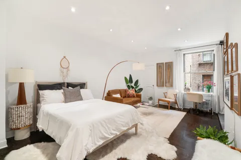 $450,000 | 19 Grace Court, Unit 3C | Brooklyn Heights