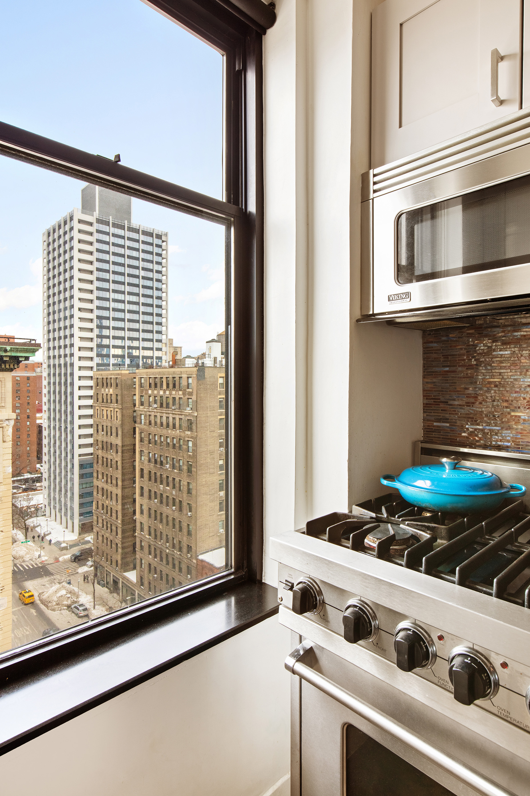 200 West 86th Street, Unit 17C Manhattan, NY 10024 - Photo 6 of 18