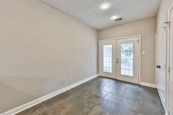 $4,100 | 1120 Winston Street, Houston, TX 77009