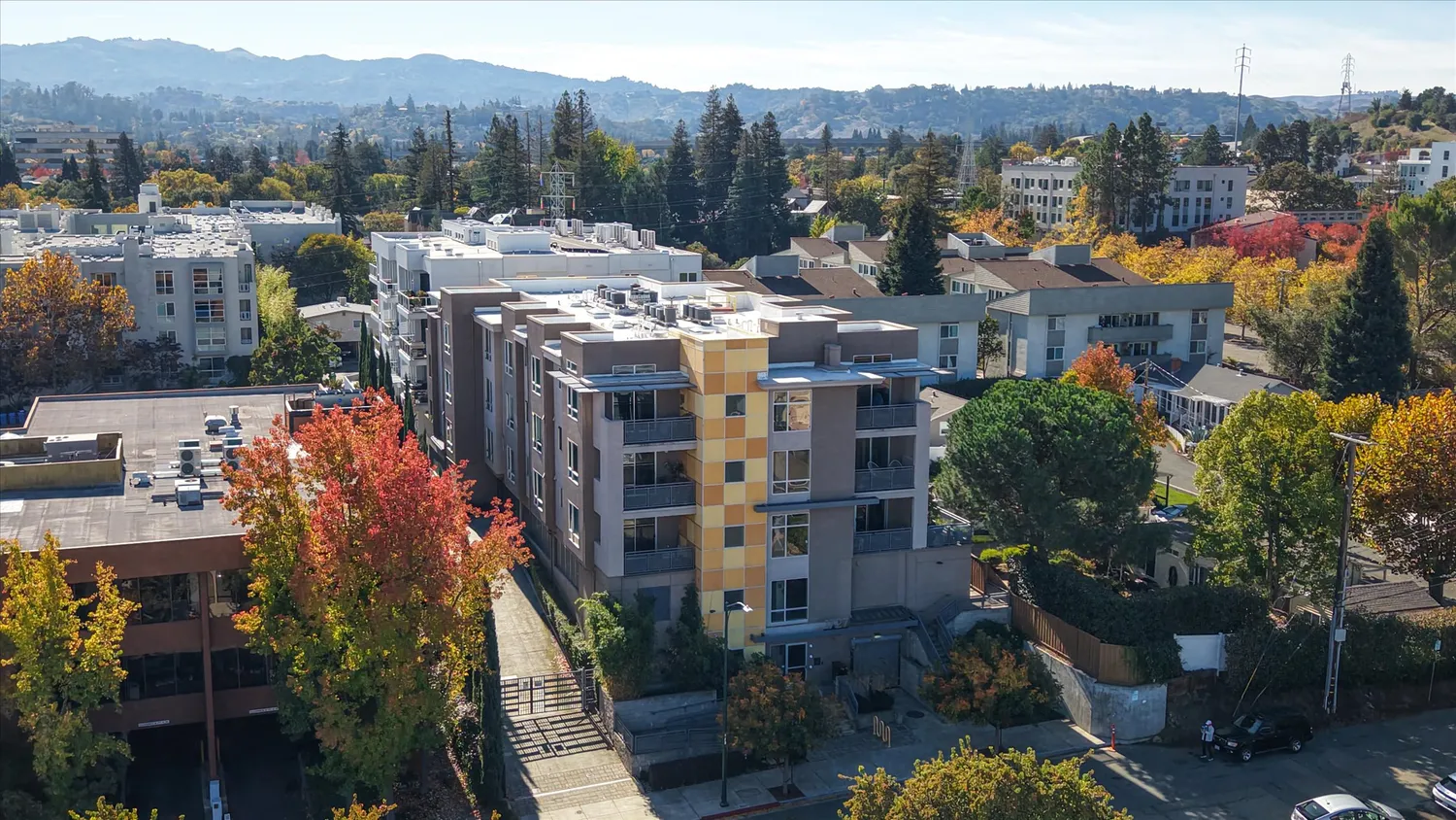 $1,100,000 | 1727 Lacassie Avenue, Unit 4D, Walnut Creek, CA 94596