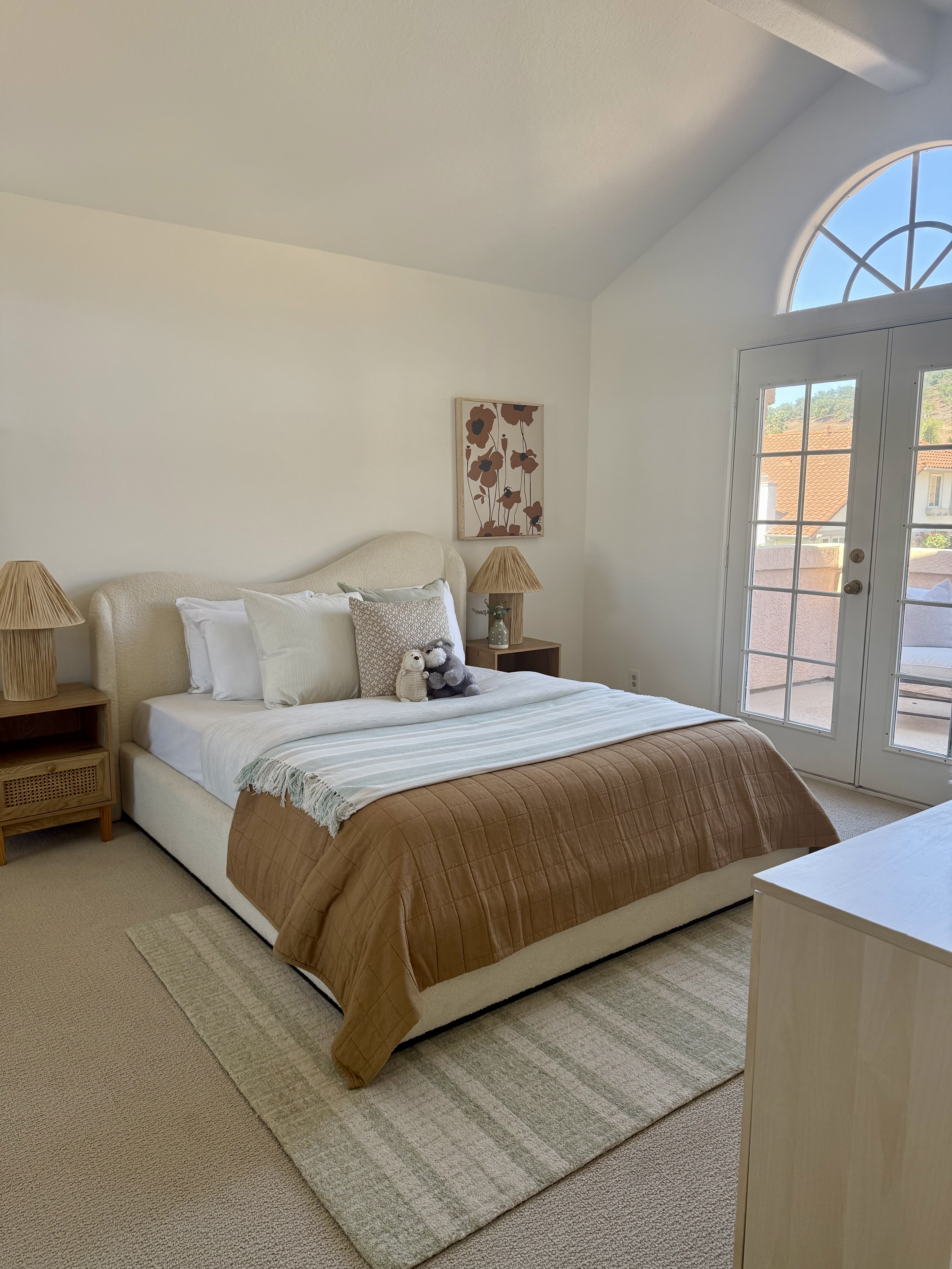 566 Innwood Road Simi Valley, CA 93065 - Photo 3 of 6