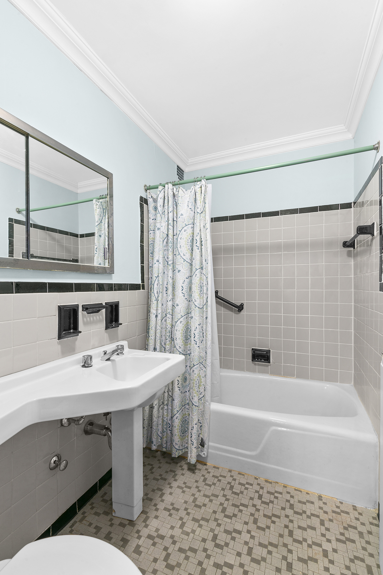 120 East 90th Street, Unit 9D Manhattan, NY 10128 - Photo 5 of 8