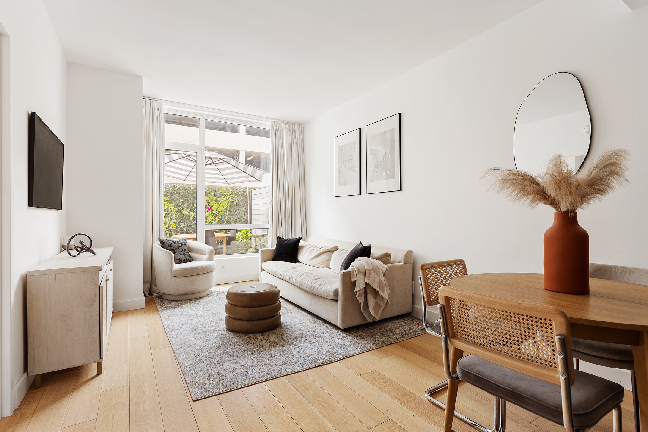 214 North 11th Street, Unit 1F Brooklyn, NY 11211 - Photo 3 of 9 Gallery Image 3