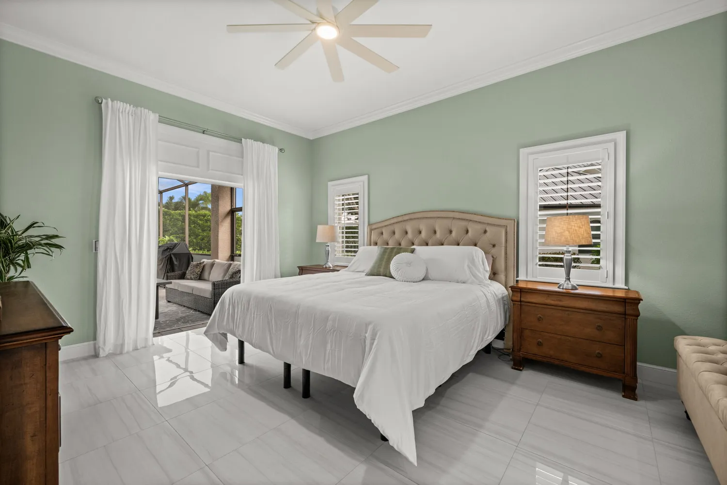 $1,800,000 | 2035 Teagarden Lane, Naples, FL 34110