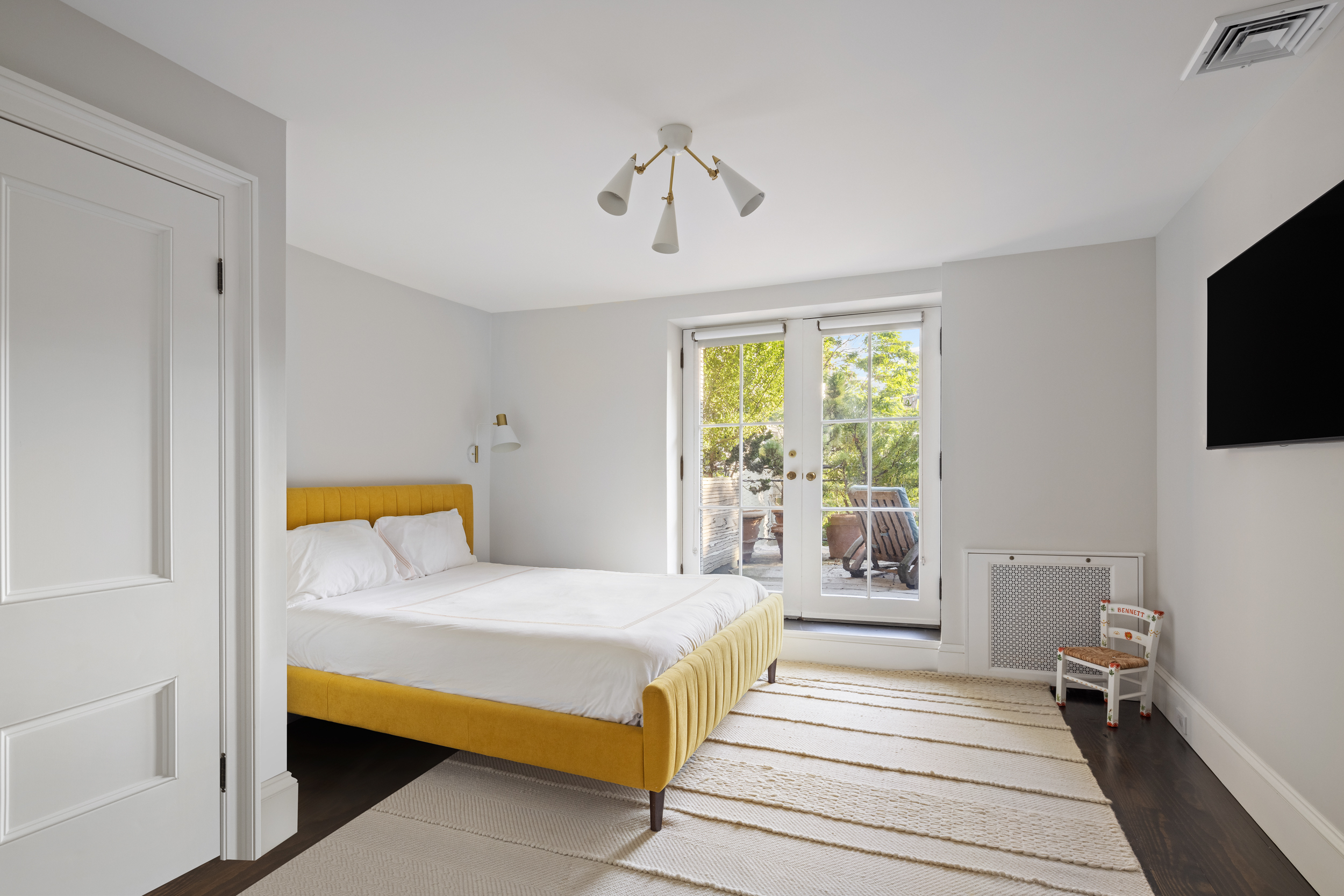 118 West 12th Street Manhattan, NY 10011 - Photo 27 of 30