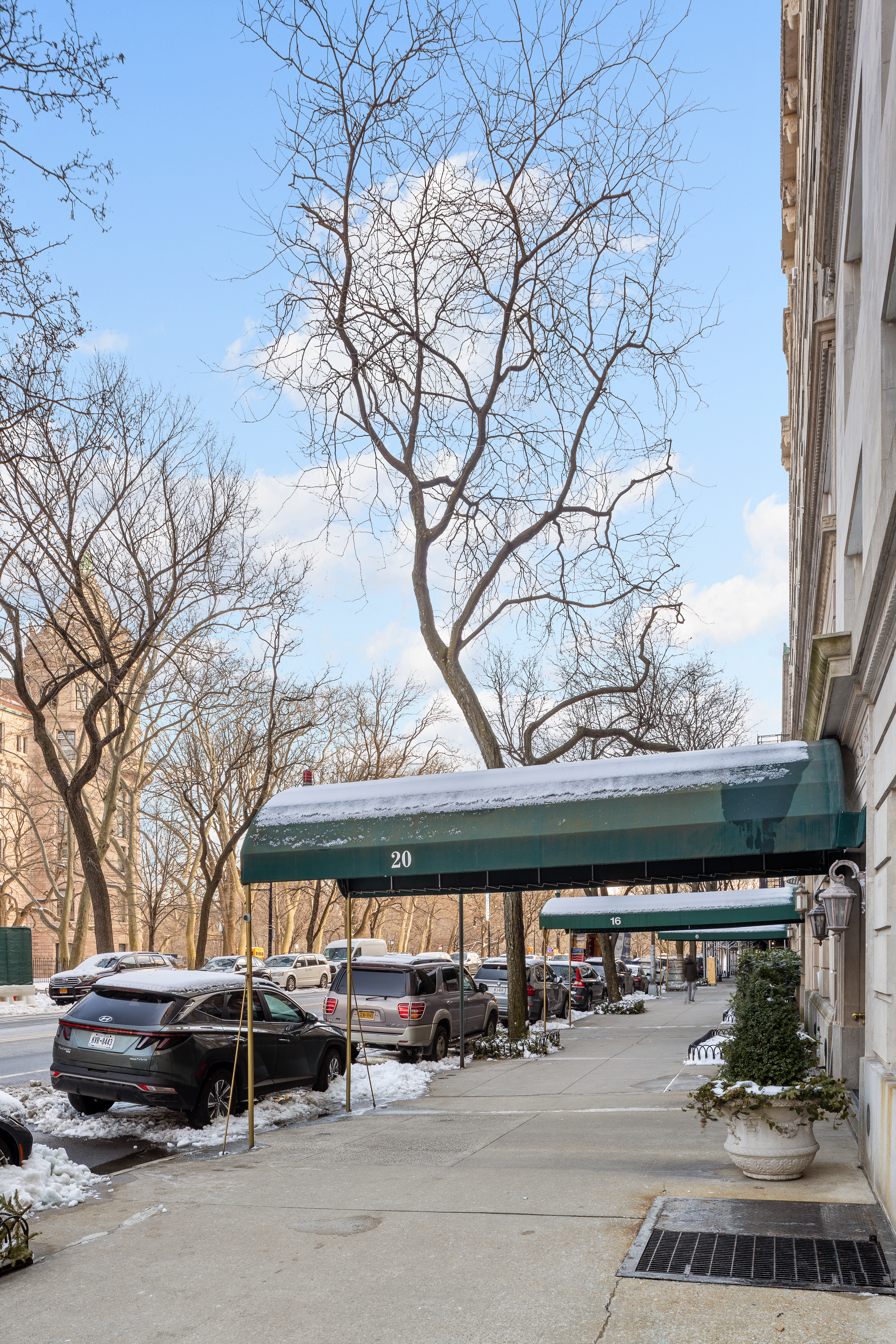 20 West 77th Street, Unit 15A Manhattan, NY 10024 - Photo 15 of 17