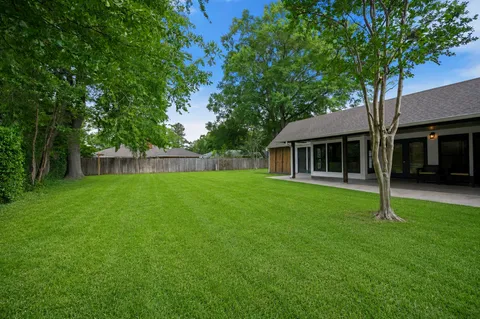 $517,500 | 745 Kenilworth Parkway, Baton Rouge, LA 70808