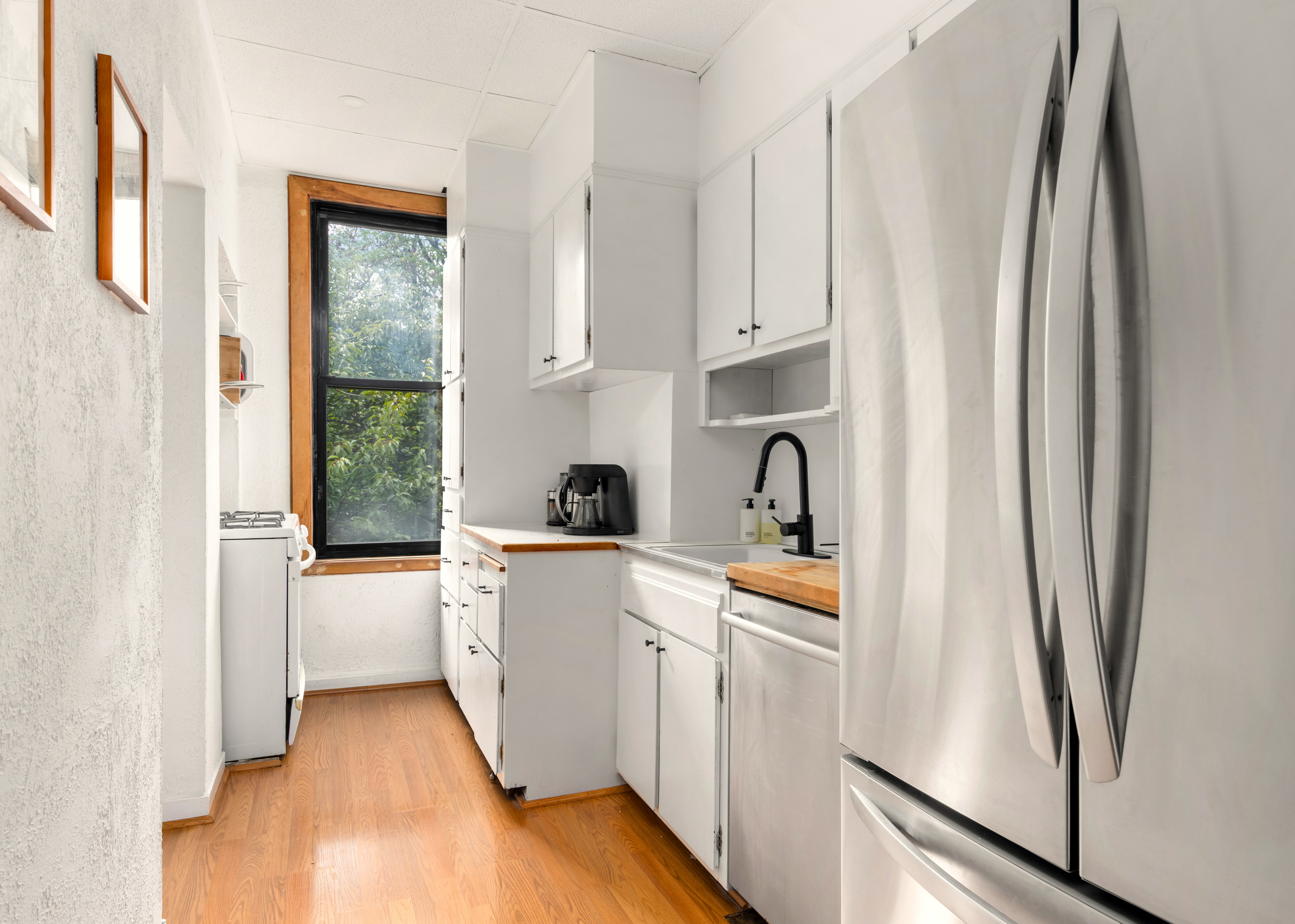 33 Sutton Street Brooklyn, NY 11222 - Photo 4 of 20 Gallery Image 4