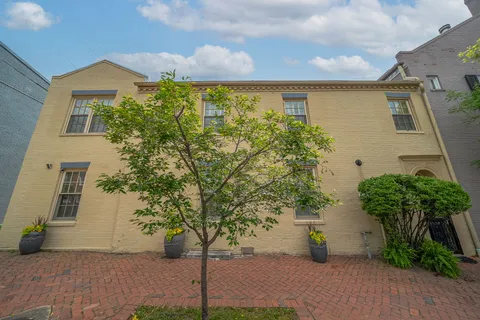 $1,249,000 | 228 South Alfred Street, Alexandria, VA 22314