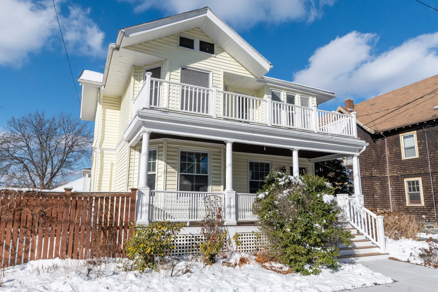 $799,000 | 62 Everett Street, Unit 2, Arlington, MA 02474