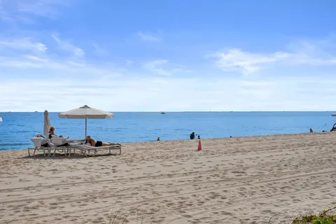 $3,149,000 | 15901 Collins Avenue, Unit 4301, Sunny Isles Beach, FL 33160