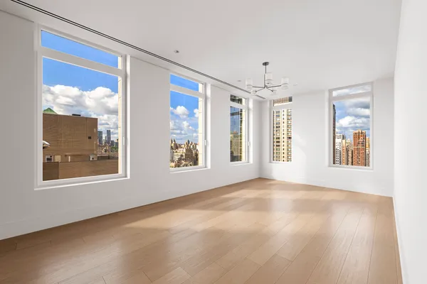 $4,495,000 | 1059 3rd Avenue, Unit 21B | Lenox Hill