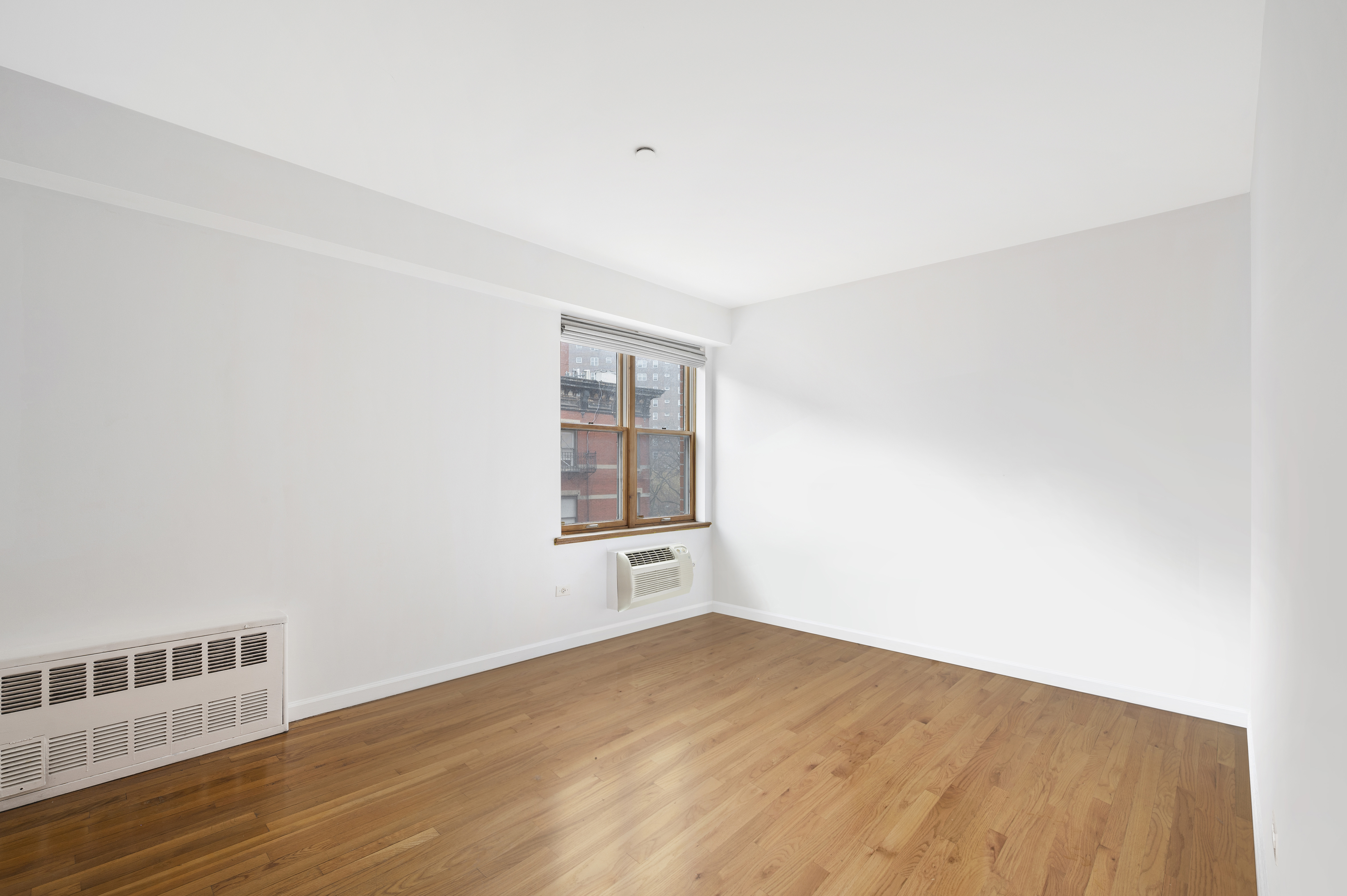 754 East 6th Street, Unit 5A Manhattan, NY 10009 - Photo 8 of 12
