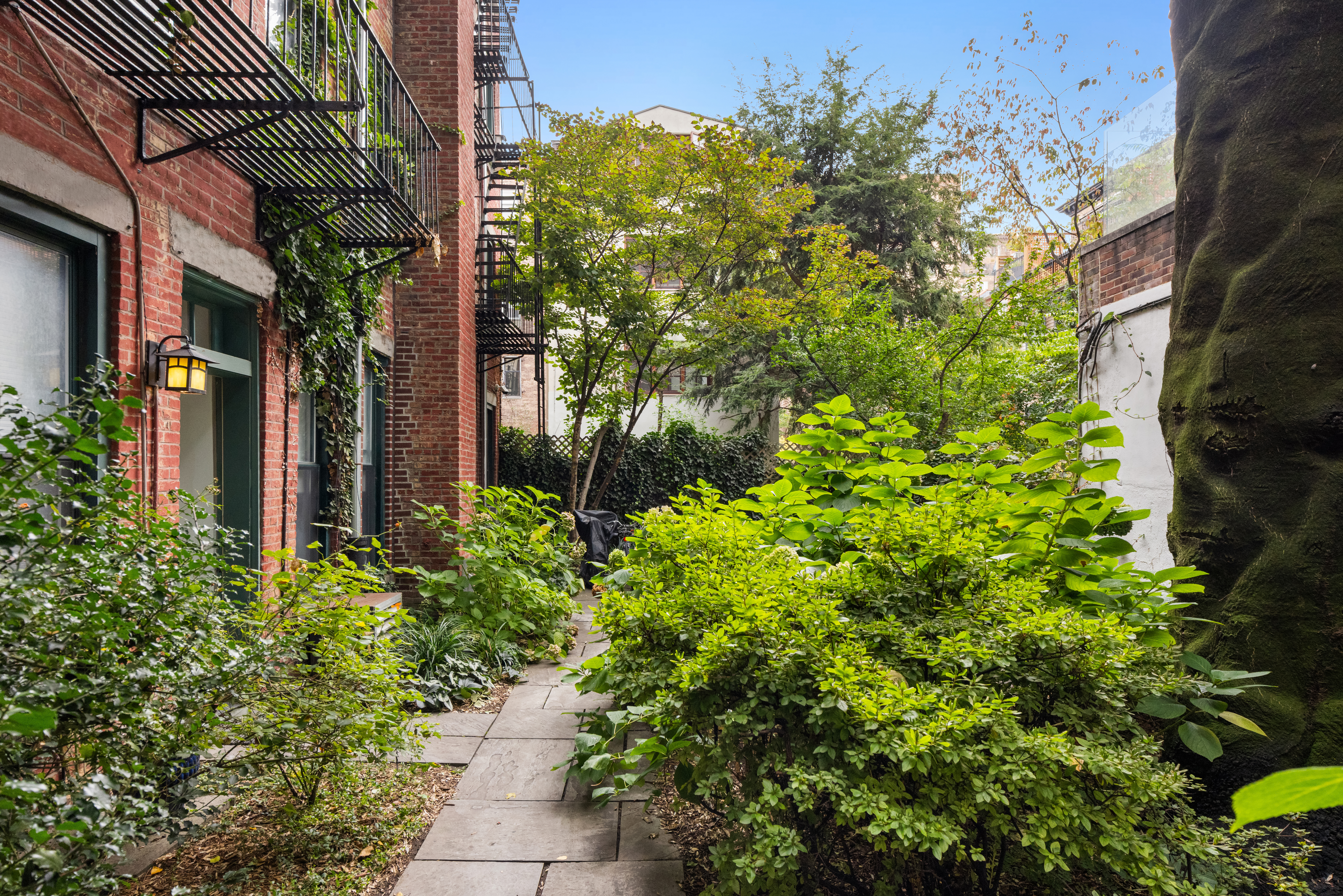 86 Horatio Street, Unit 1A Manhattan, NY 10014 - Photo 5 of 6