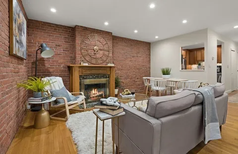 $975,000 | 103 Gainsborough Street, Unit 108, Boston, MA 02115