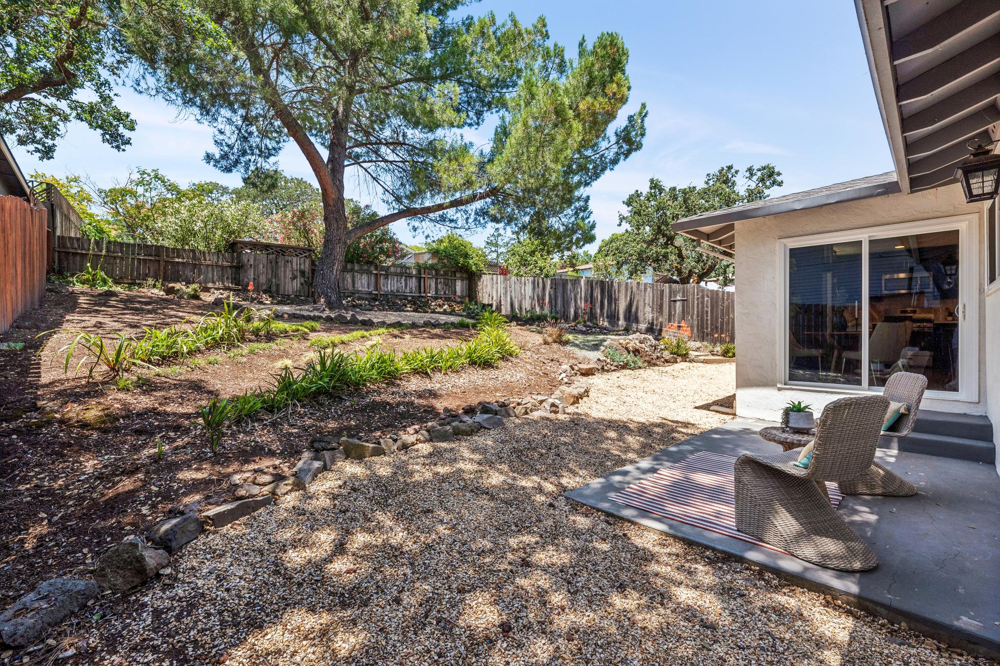 17584 Middlefield Road Sonoma, CA 95476 - Photo 11 of 23