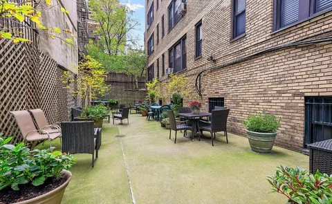 $720,000 | 339 East 58th Street, Unit 9A | Sutton Place
