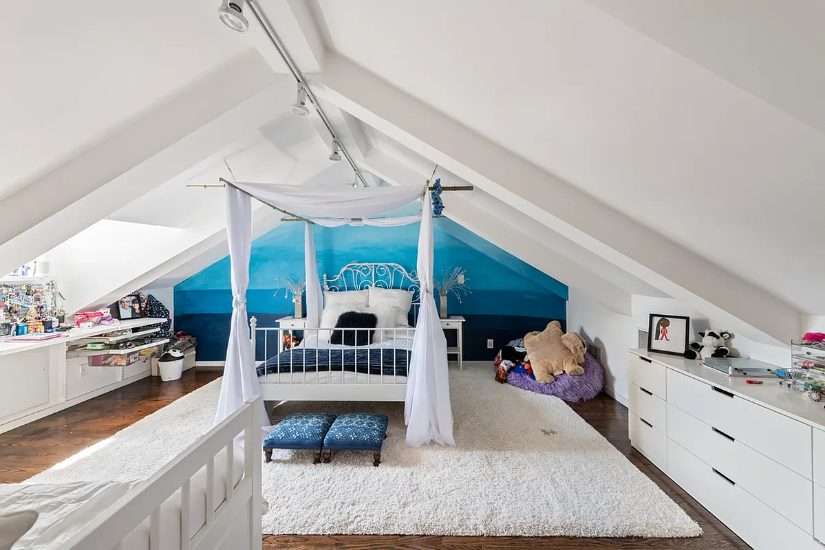 210 West 16th Street, Unit PH Manhattan, NY 10011 - Photo 8 of 12