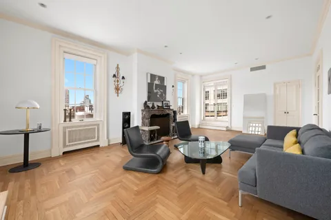 $5,000,000 | 911 Park Avenue, Unit PHE | Upper East Side