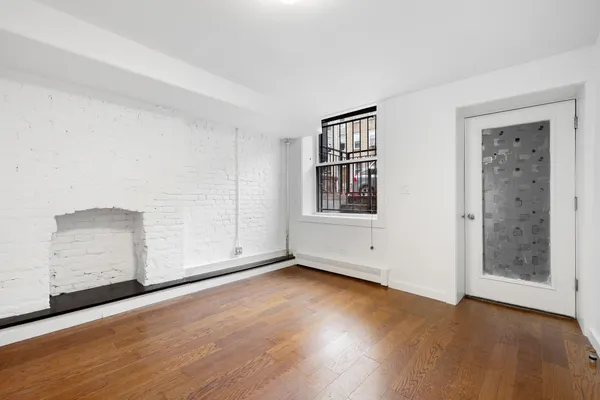 $3,000 | 63 Putnam Avenue | Clinton Hill