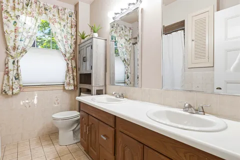 $1,350,000 | 31 Morrison Avenue, Stoneham, MA 02180