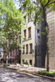 a view of house with a street