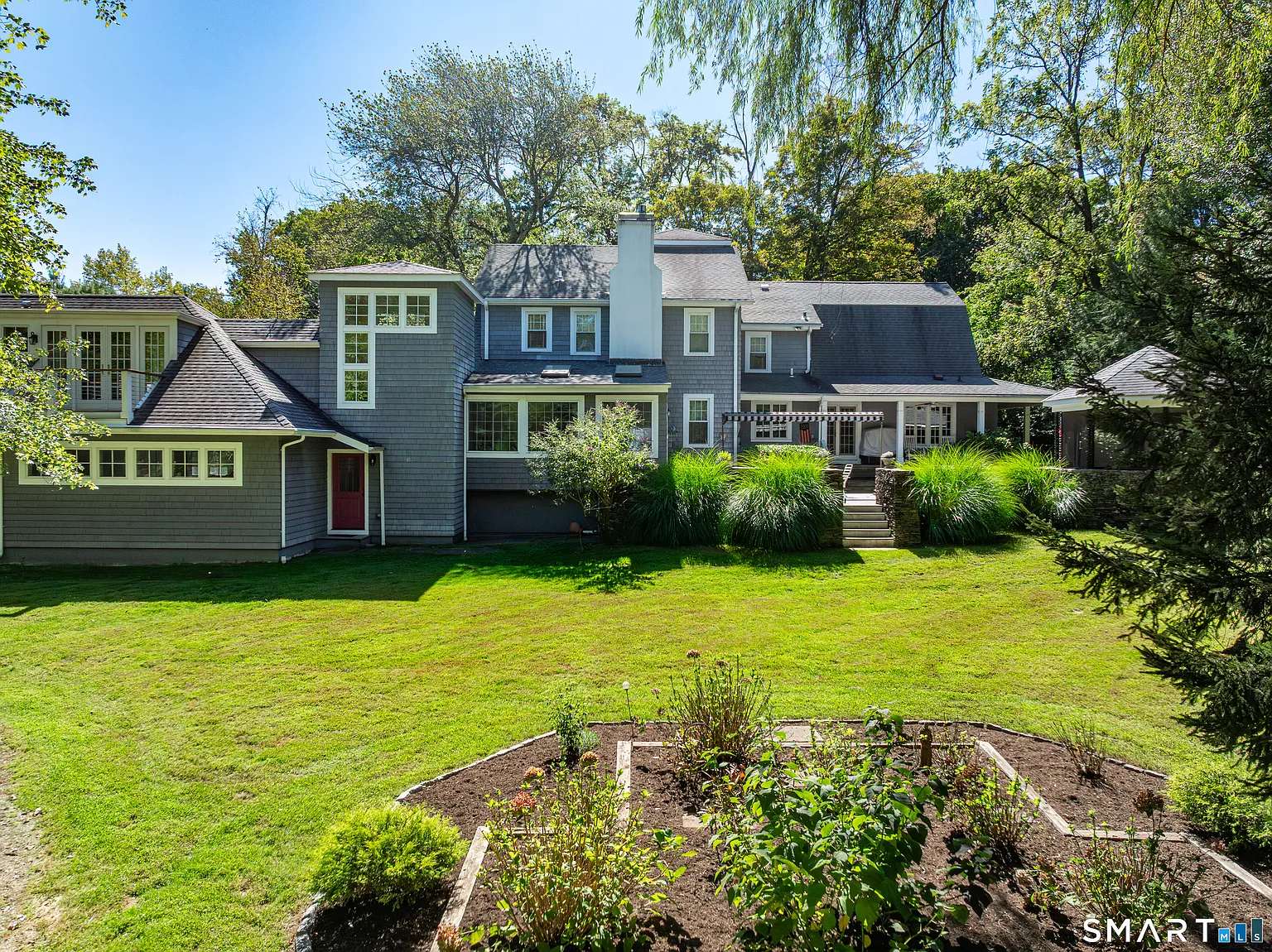231 Roxbury Road Stamford, CT 06902 - Photo 32 of 39