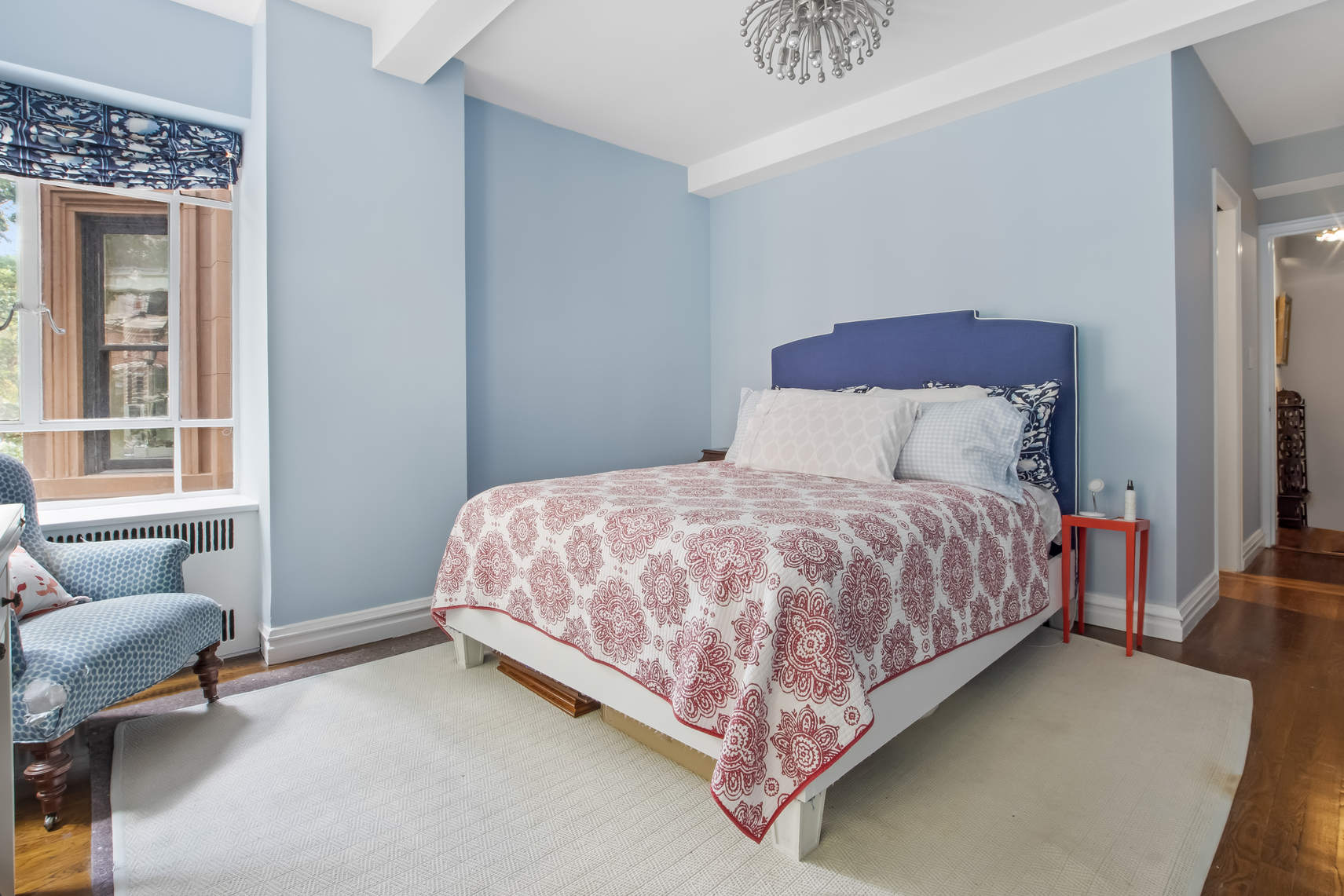 565 West End Avenue, Unit 3C Manhattan, NY 10024 - Photo 9 of 15 a bedroom with a bed and window