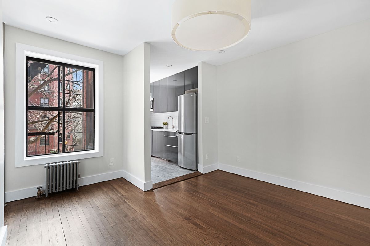 443 Hicks Street, Unit 2E Brooklyn, NY 11201 - Photo 5 of 9