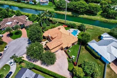 $2,375,000 | 8920 Southwest 162nd Terrace, Palmetto Bay, FL 33157