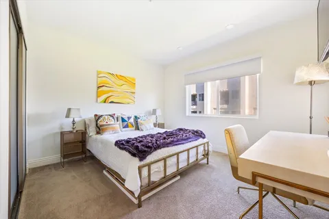 $999,999 | 4394 Farmdale Avenue, Unit 202, Studio City, CA 91604