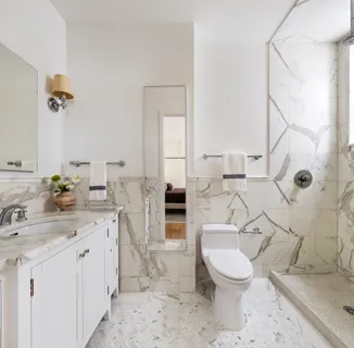 $1,999,000 | 385 Clinton Street, Unit 2L | Carroll Gardens