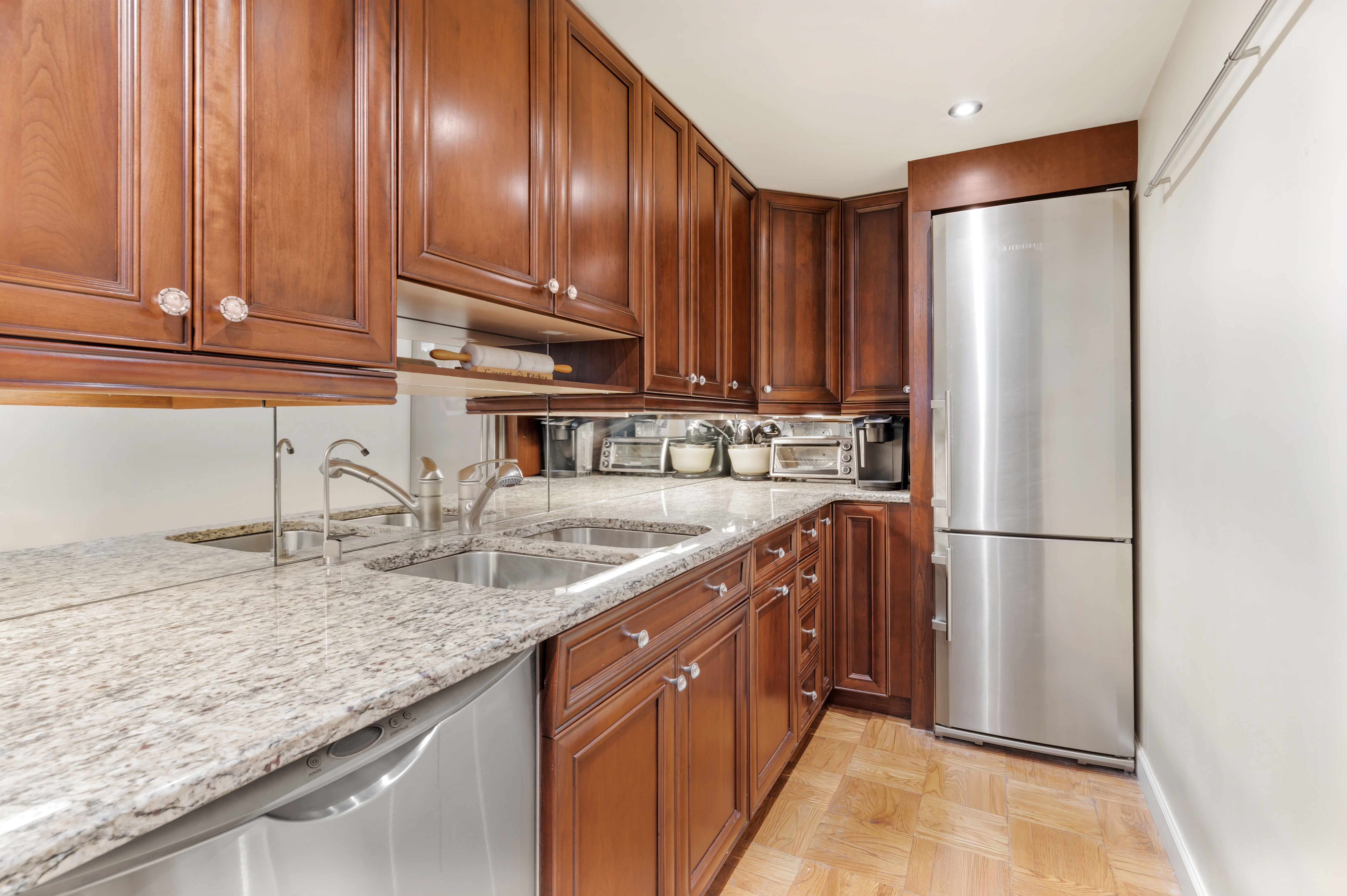 110 East 57th Street, Unit 4FG Manhattan, NY 10022 - Photo 9 of 23